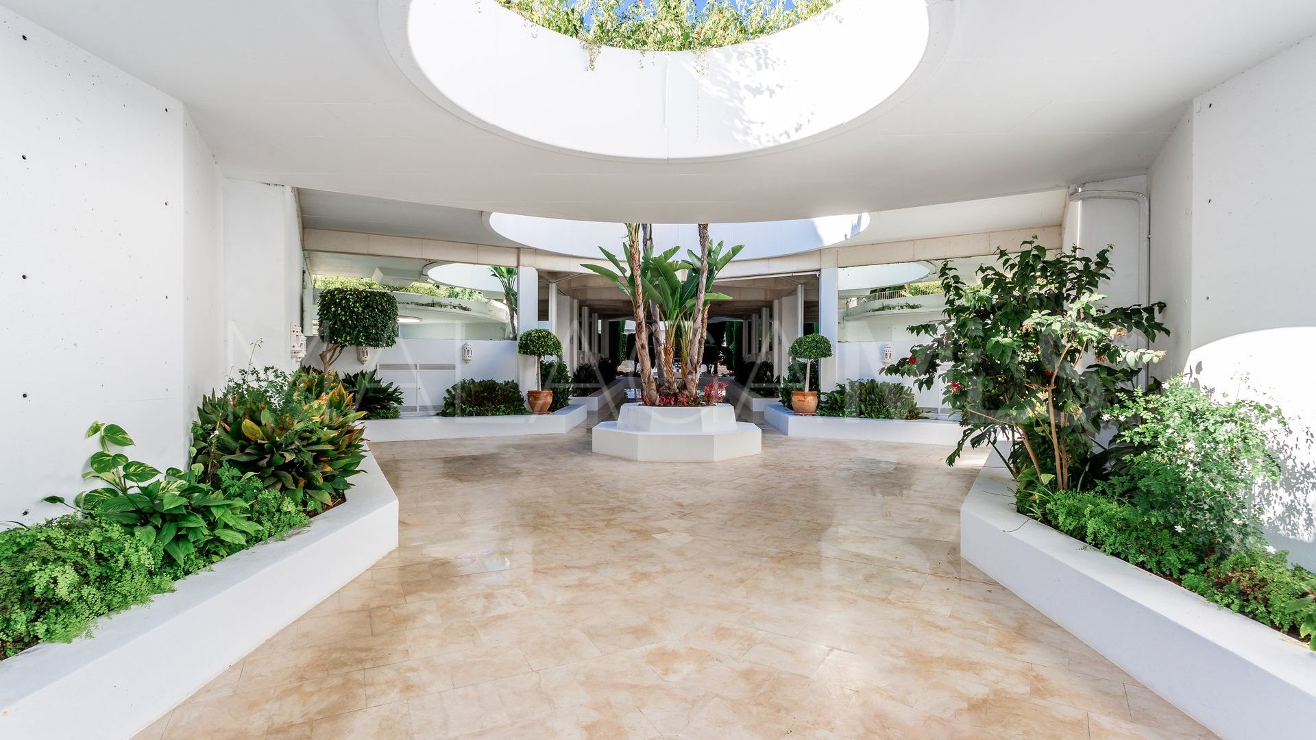 Lägenhet for sale in Marbella Golden Mile