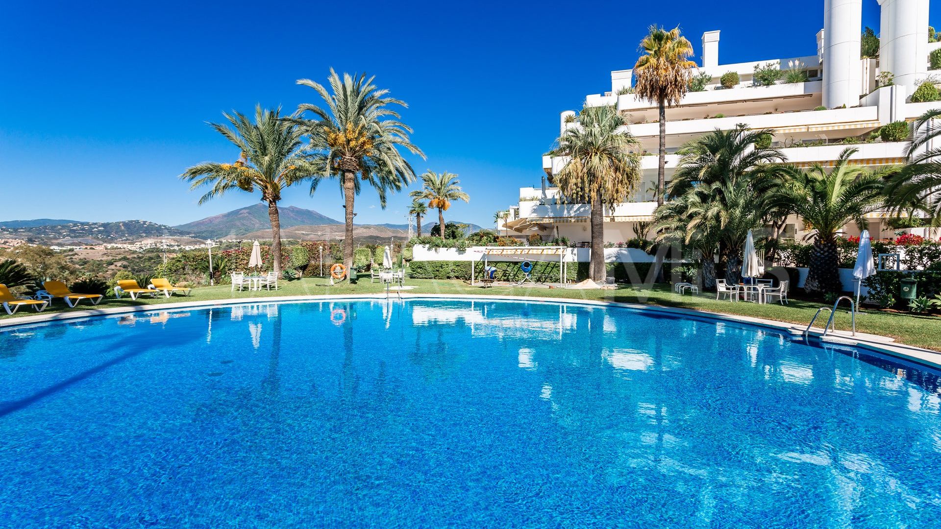 Lägenhet for sale in Marbella Golden Mile