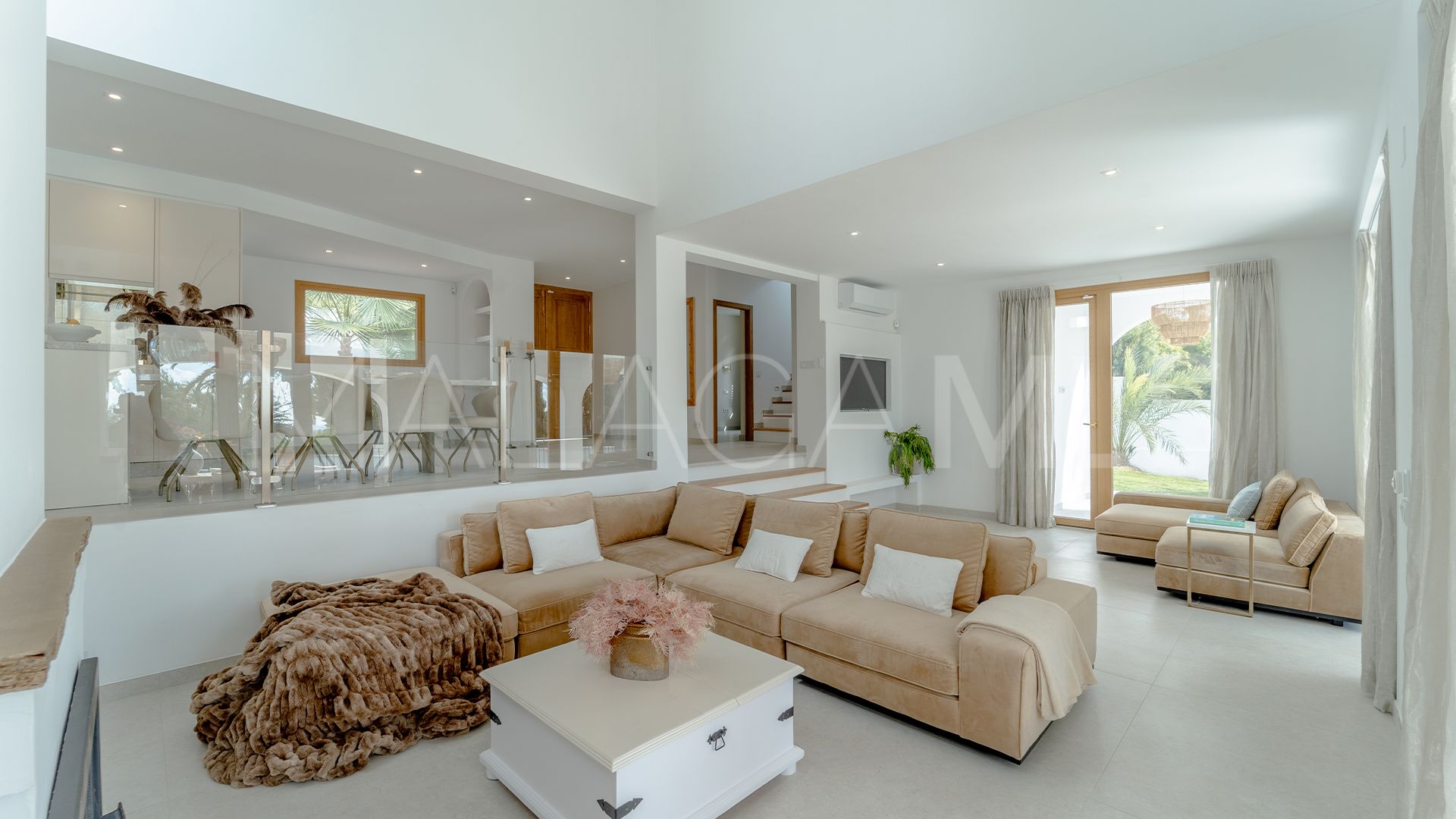 Villa for sale in Rio Real