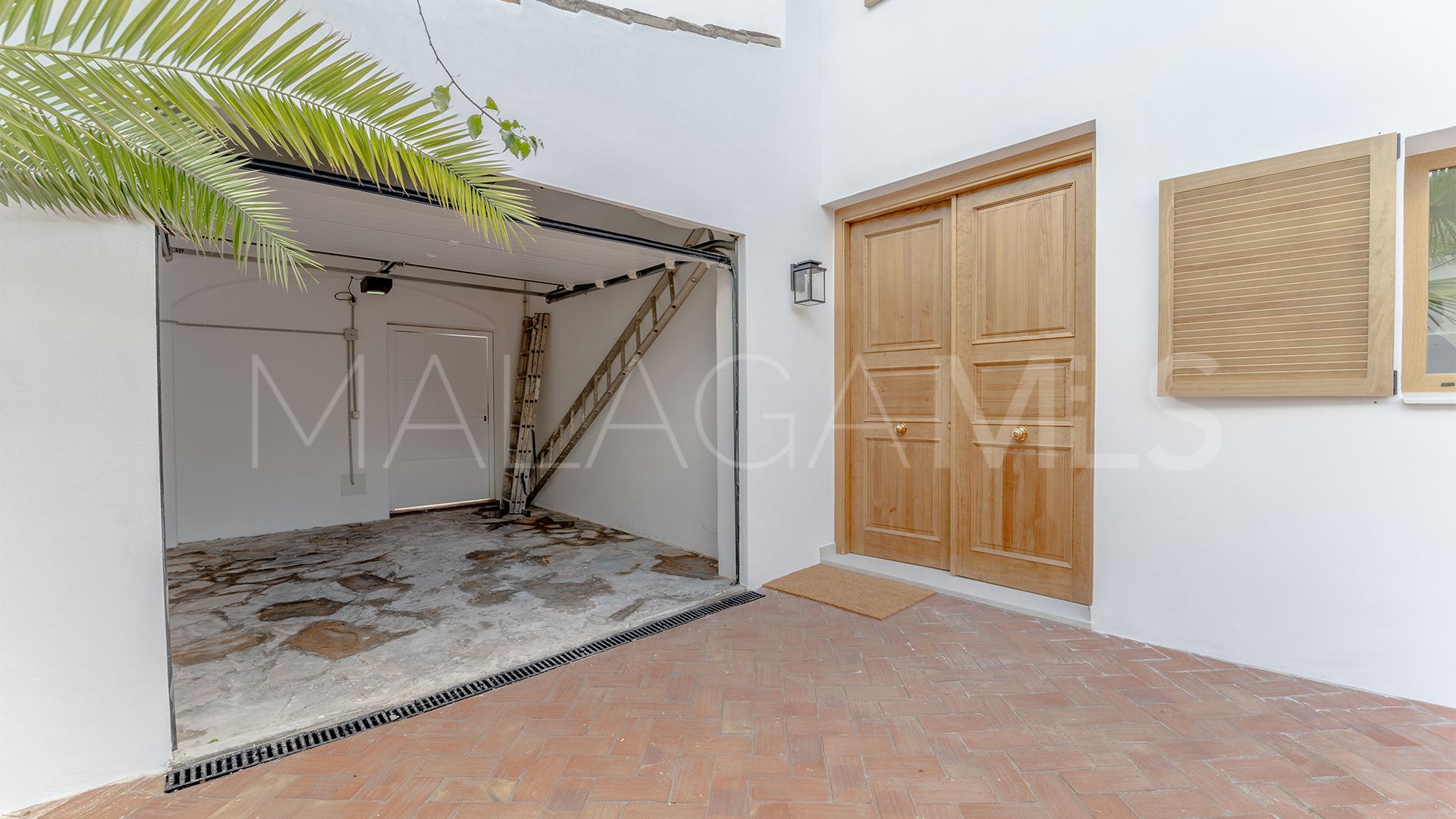 Villa for sale in Rio Real