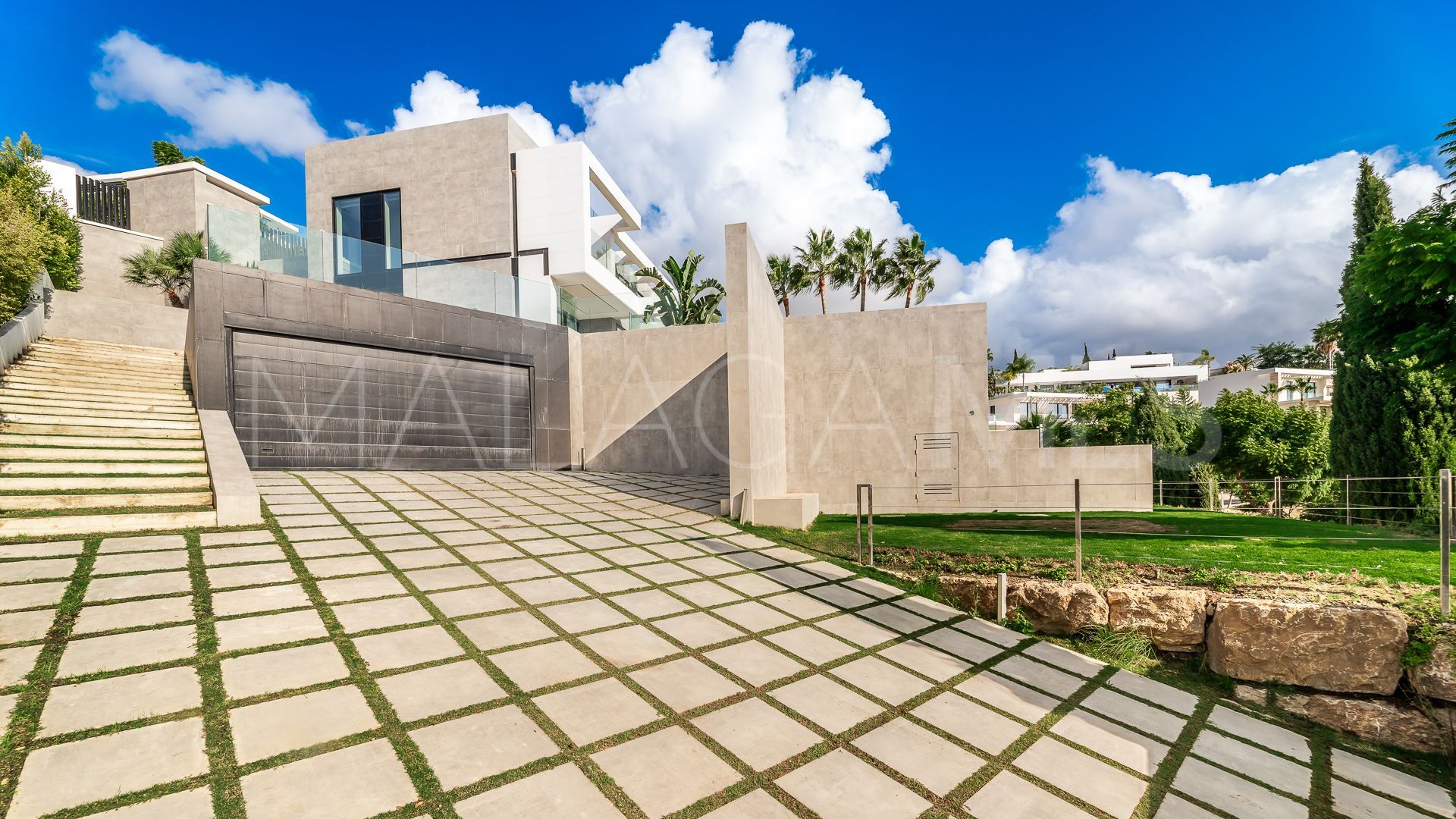 Villa for sale in Los Flamingos Golf