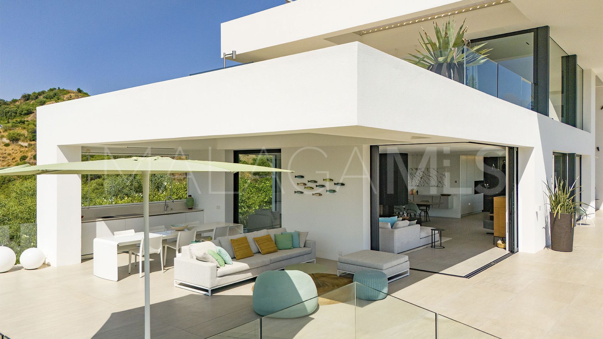 Nueva Andalucia villa for sale