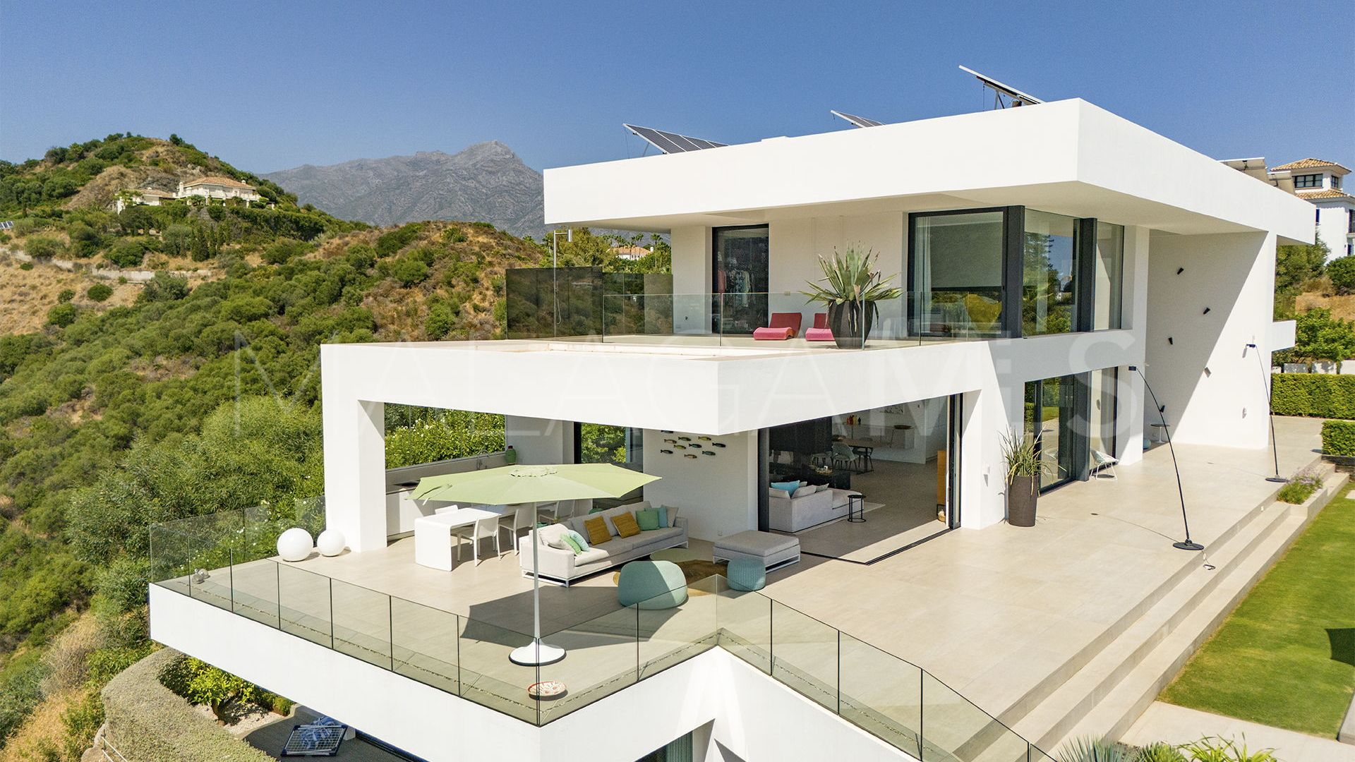 Nueva Andalucia villa for sale