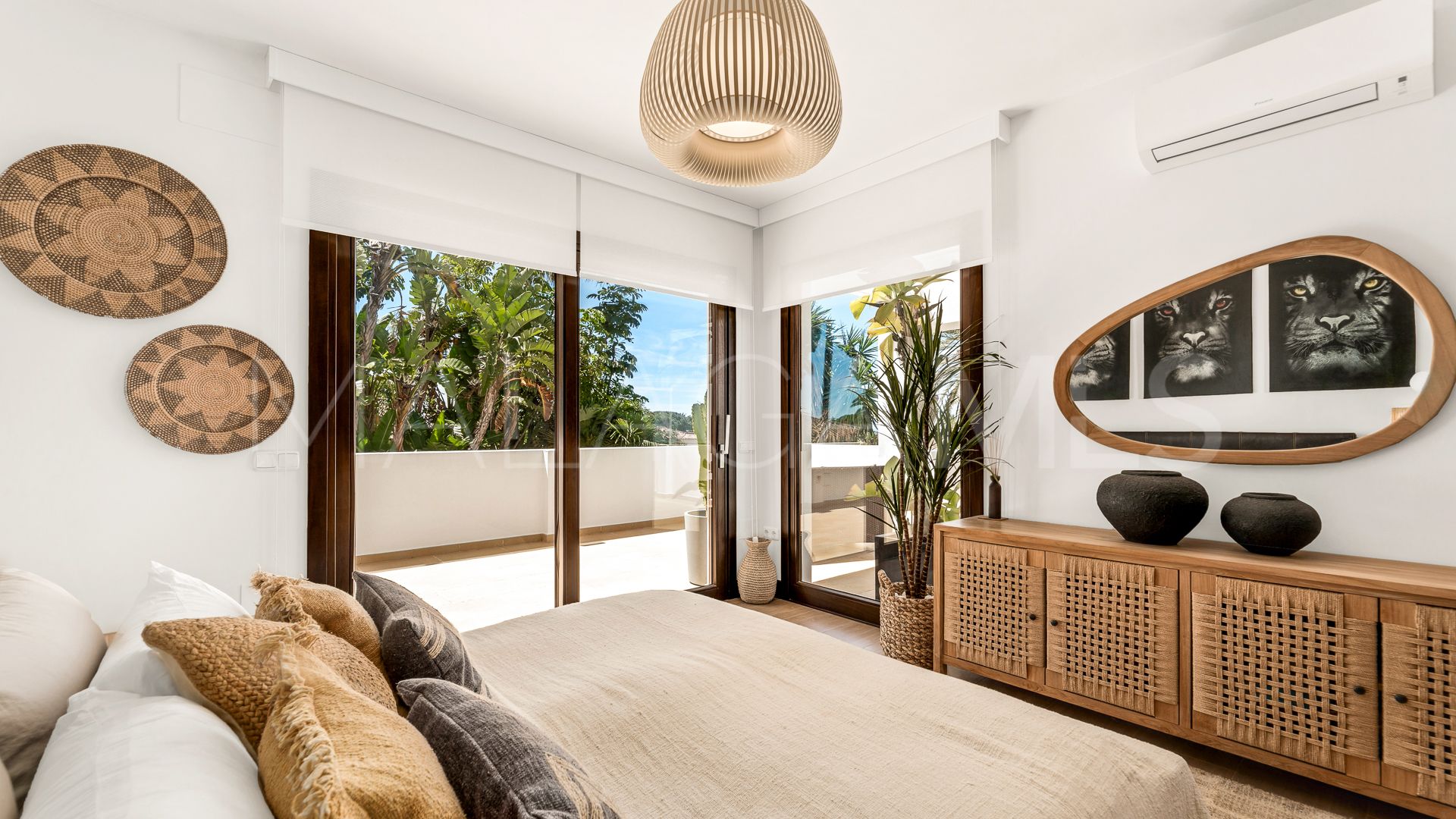 Villa for sale in Marbesa