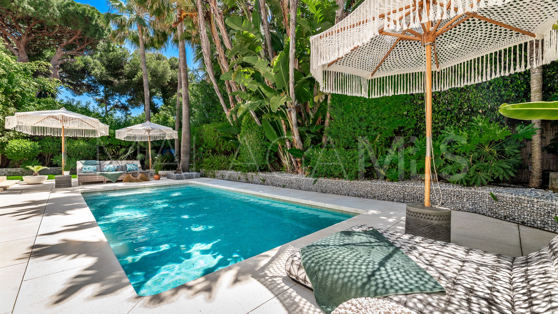 Villa for sale in Marbesa