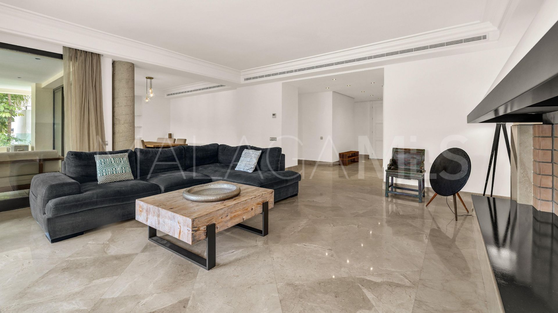For sale 3 bedrooms apartment in Los Monteros