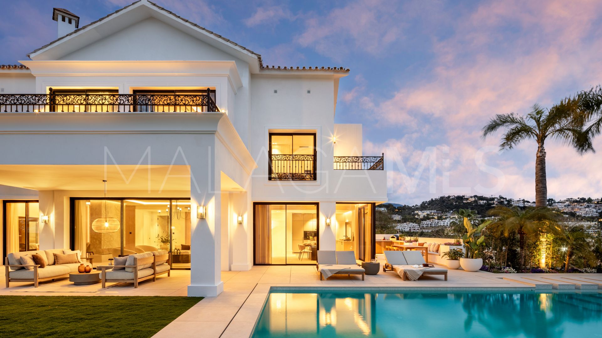 Villa for sale in Los Arqueros