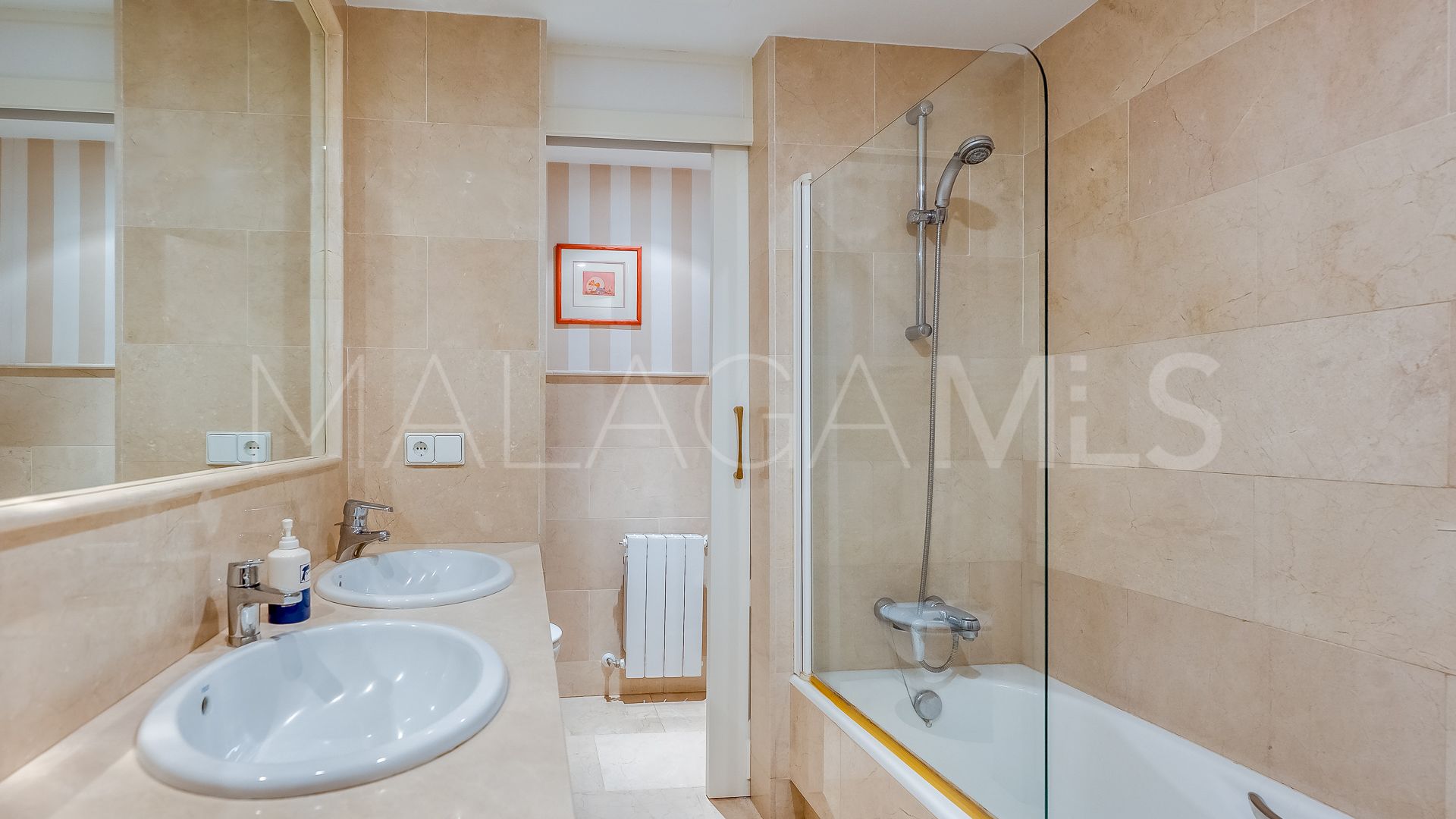 Se vende apartamento planta baja in Golden Mile