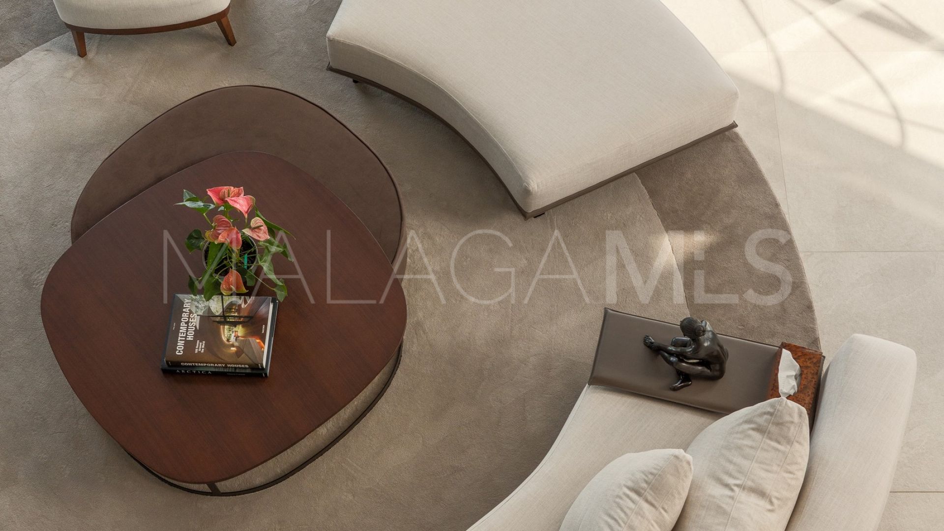 Villa de 6 bedrooms for sale in La Mairena