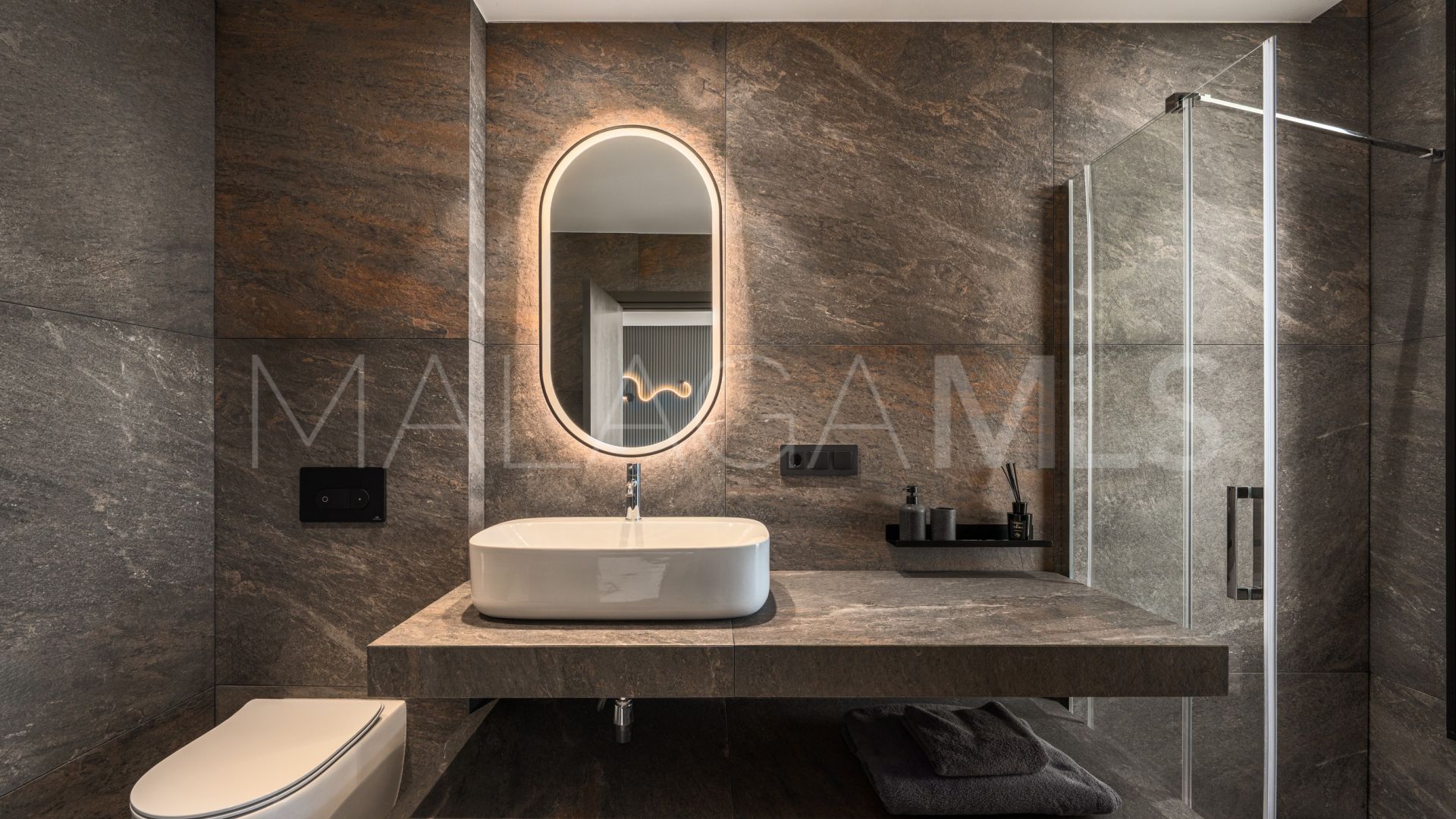 Villa de 6 bedrooms for sale in La Mairena