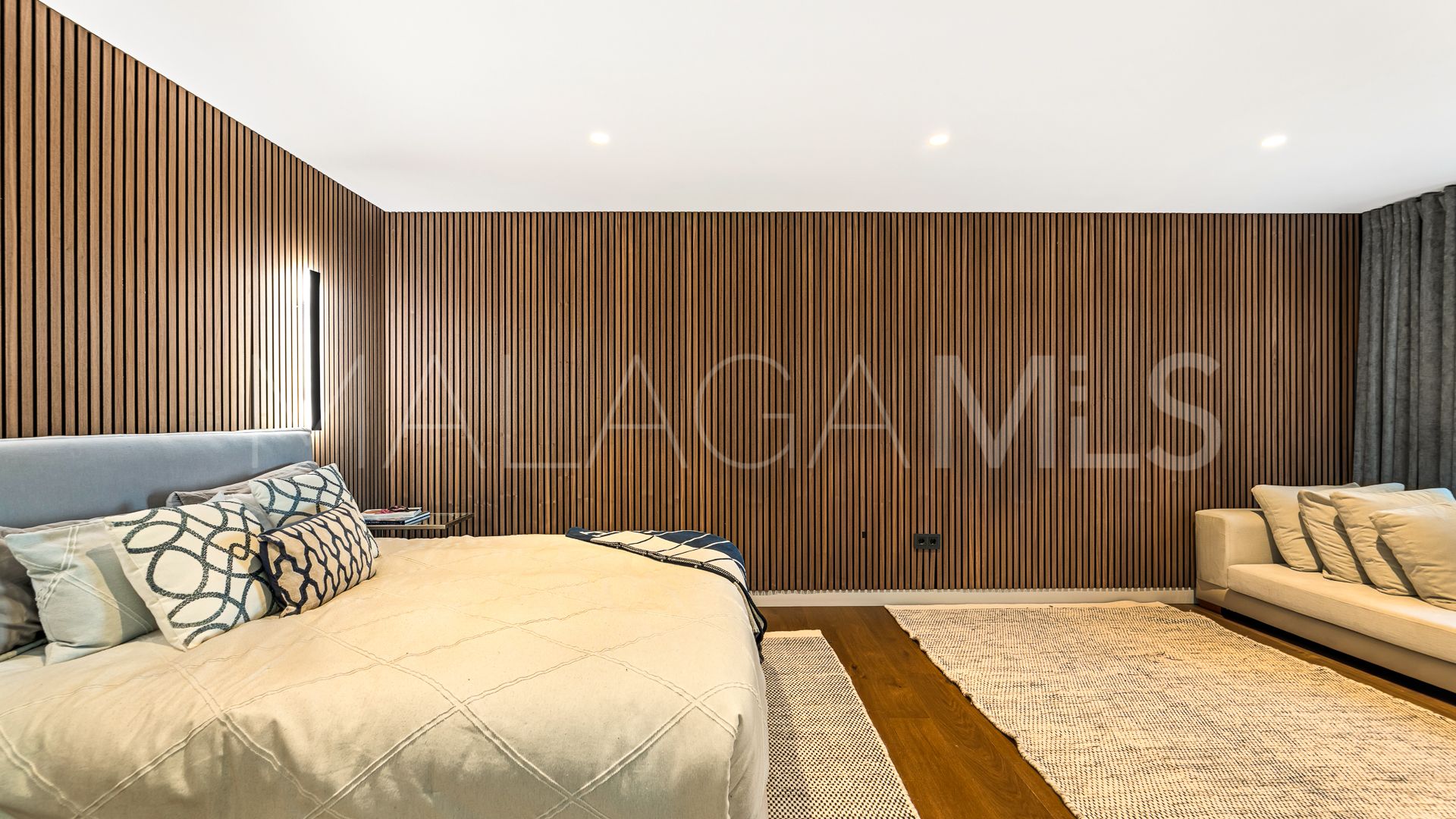 Villa for sale in La Mairena