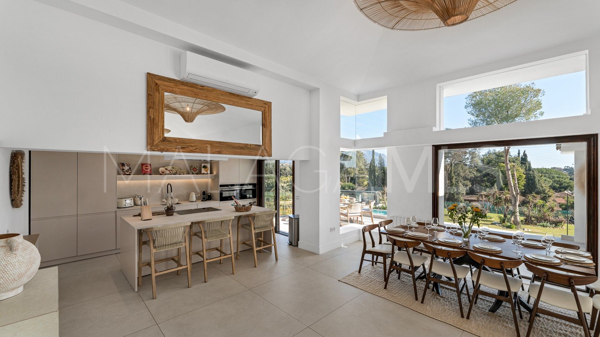 6 bedrooms Guadalmina Alta villa for sale