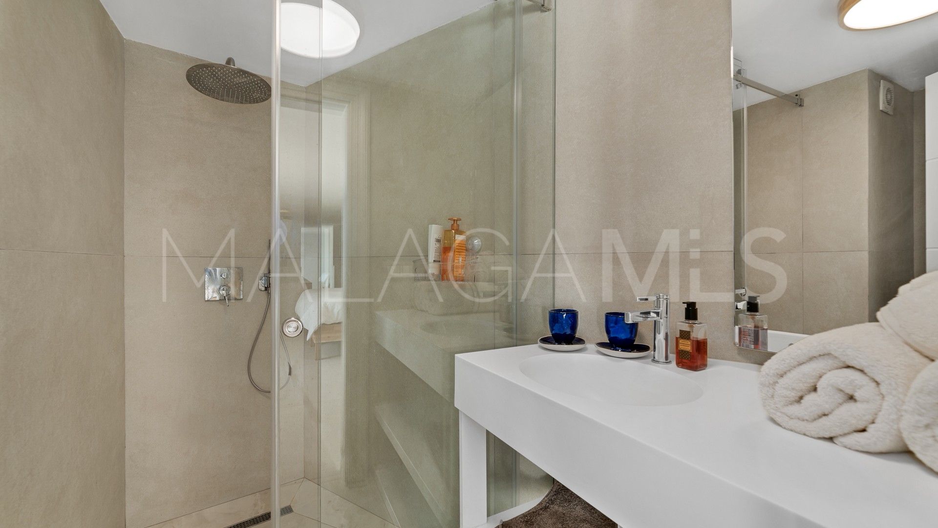 6 bedrooms Guadalmina Alta villa for sale