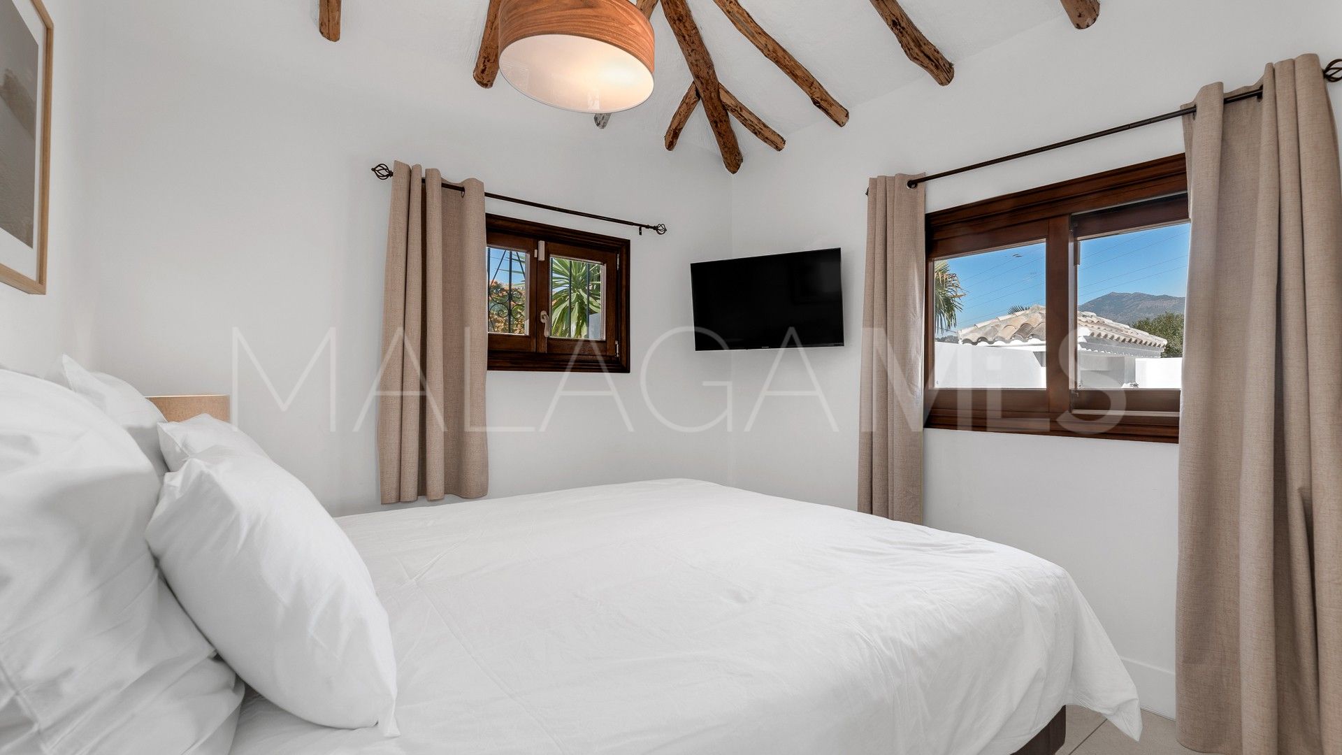 6 bedrooms Guadalmina Alta villa for sale