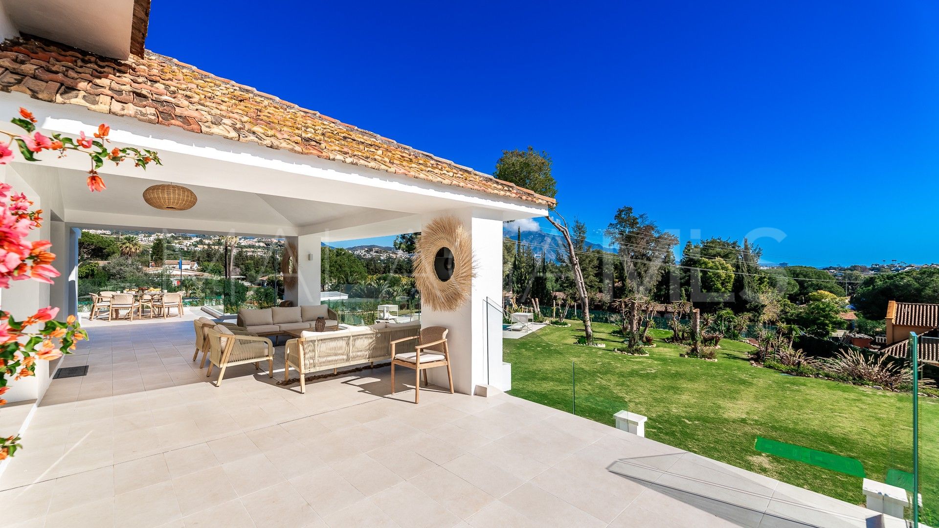 6 bedrooms Guadalmina Alta villa for sale
