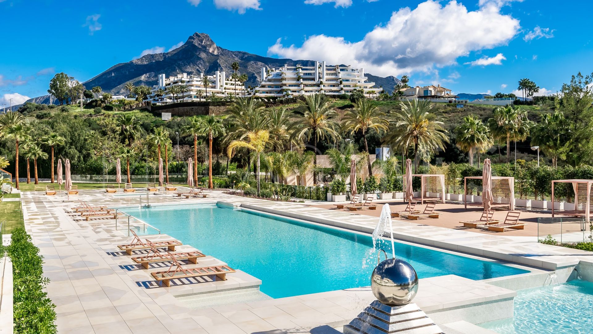 For sale Golden Mile ground floor apartment