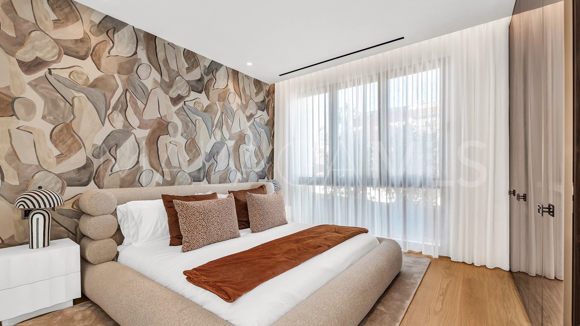For sale Golden Mile ground floor apartment