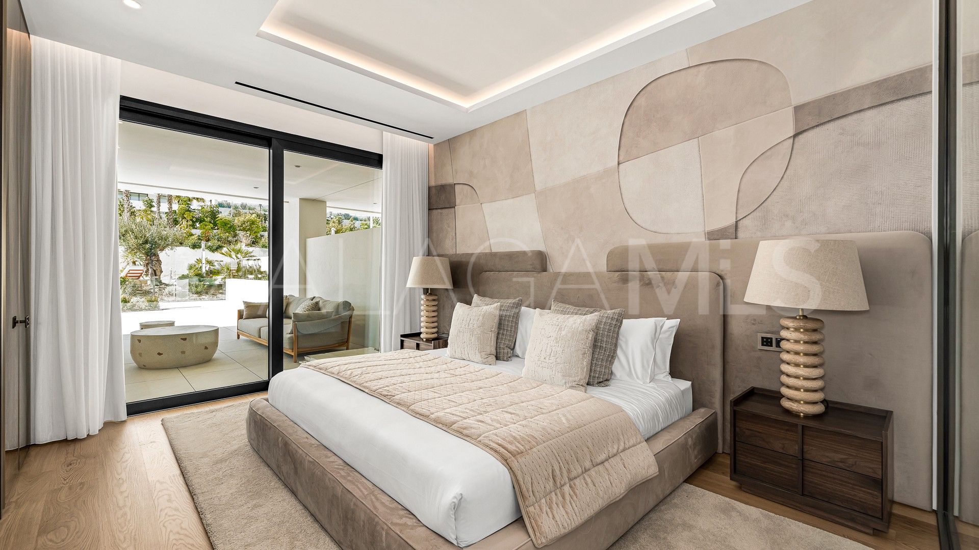 Erdgeschosswohnung for sale in Golden Mile