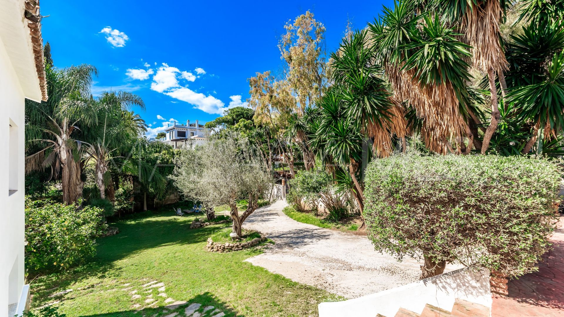 Villa in Golden Mile for sale