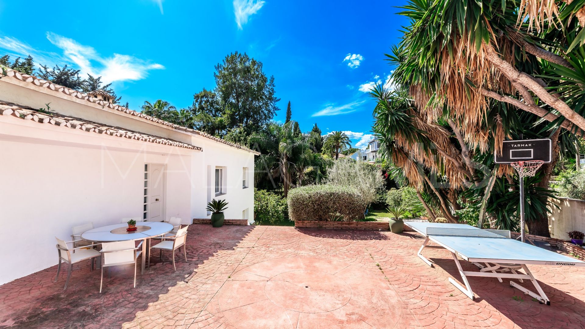 Villa in Golden Mile for sale