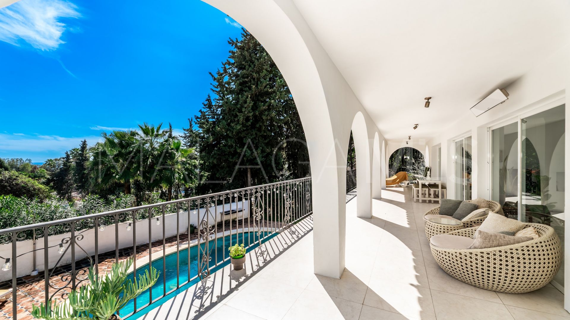 Villa in Golden Mile for sale