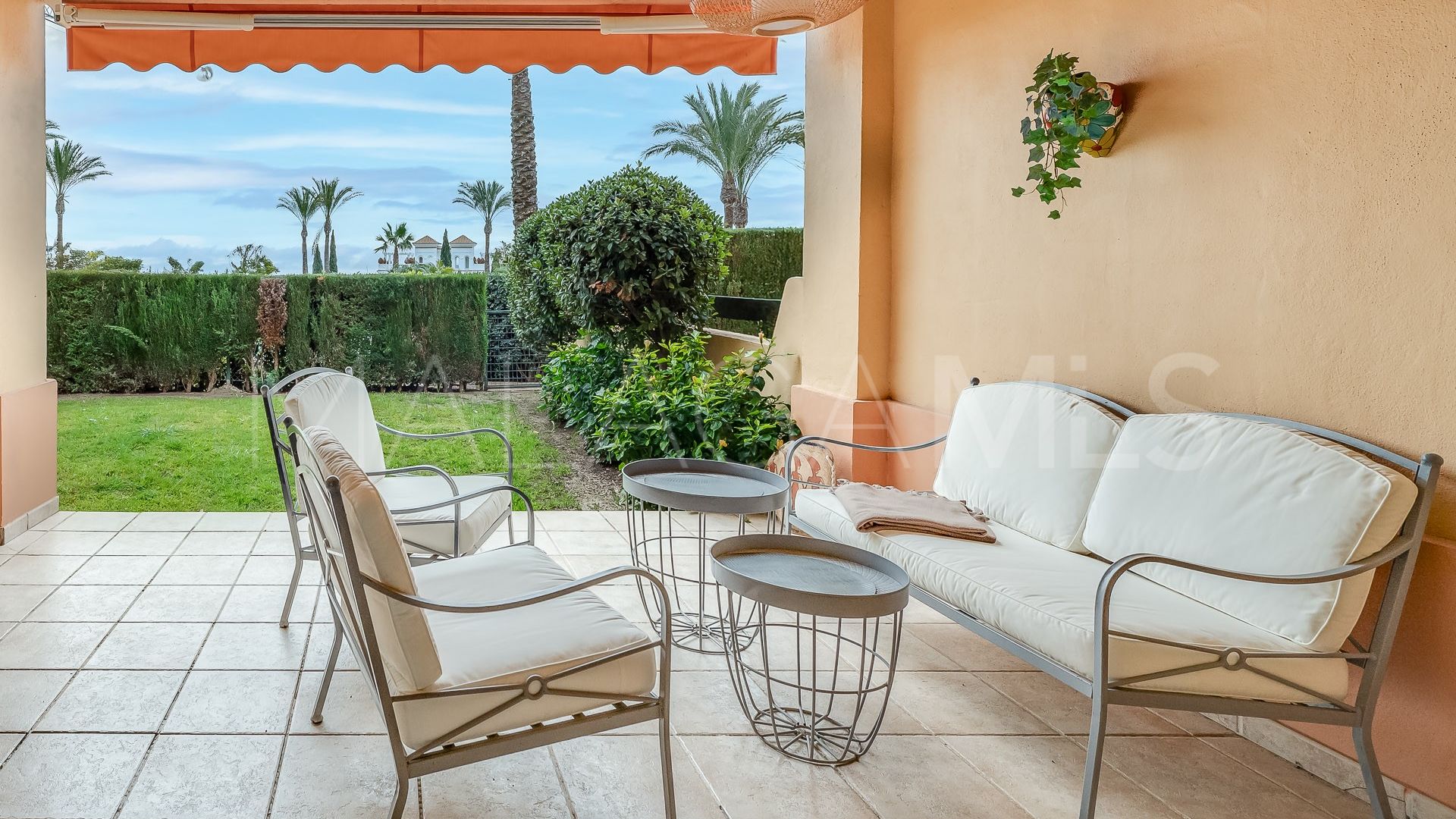 Markplanslägenhet for sale in Los Flamingos Golf