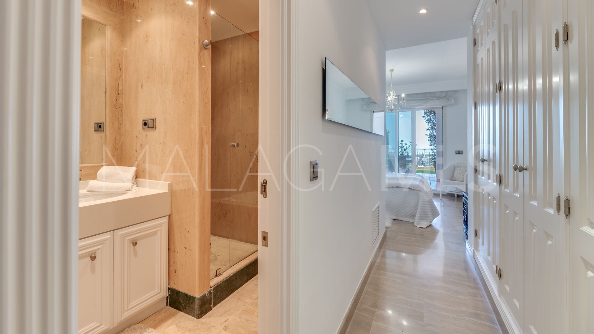 For sale Sierra Blanca 3 bedrooms ground floor apartment