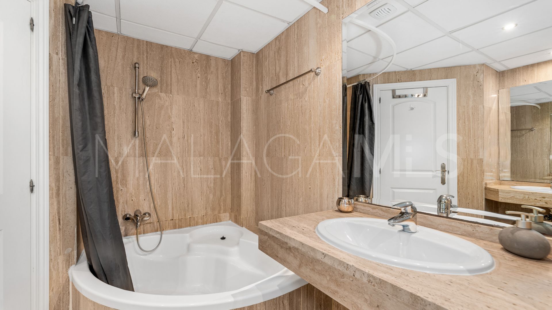 Appartement for sale in Elviria