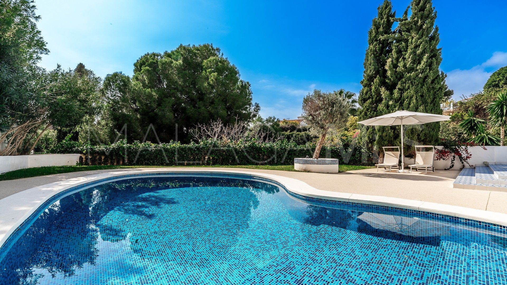 Villa for sale in El Rosario