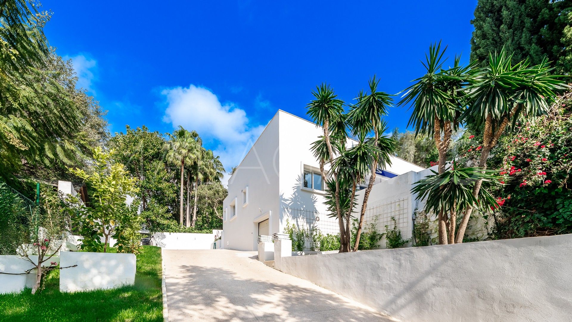 Villa for sale in El Rosario