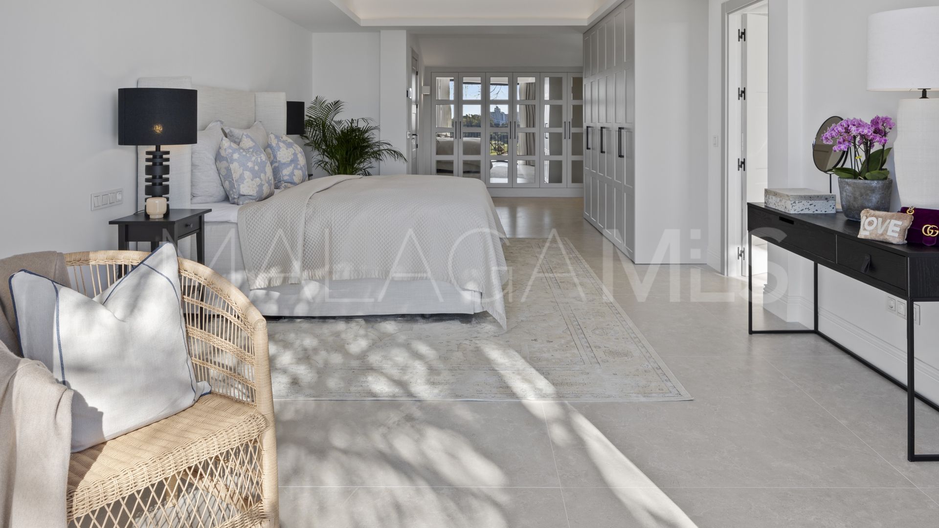 Villa for sale in Paraiso Alto