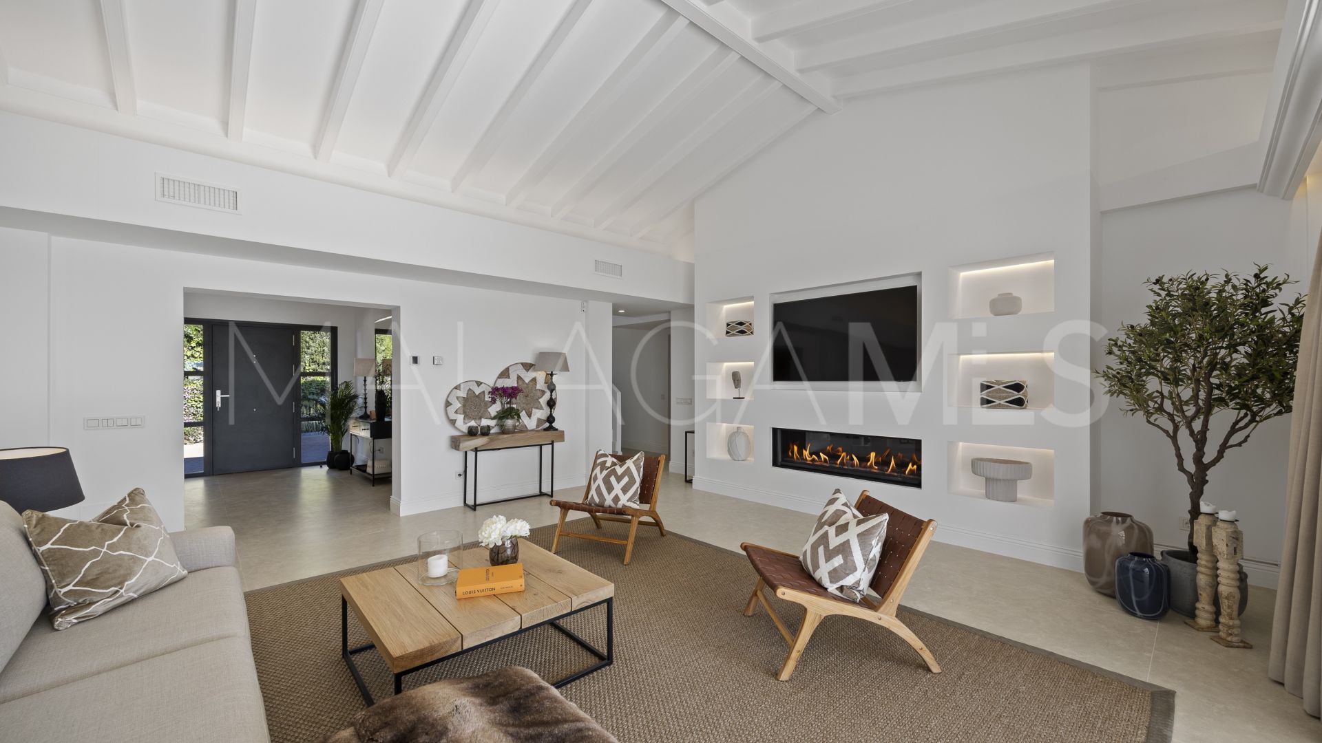 Villa for sale in Paraiso Alto