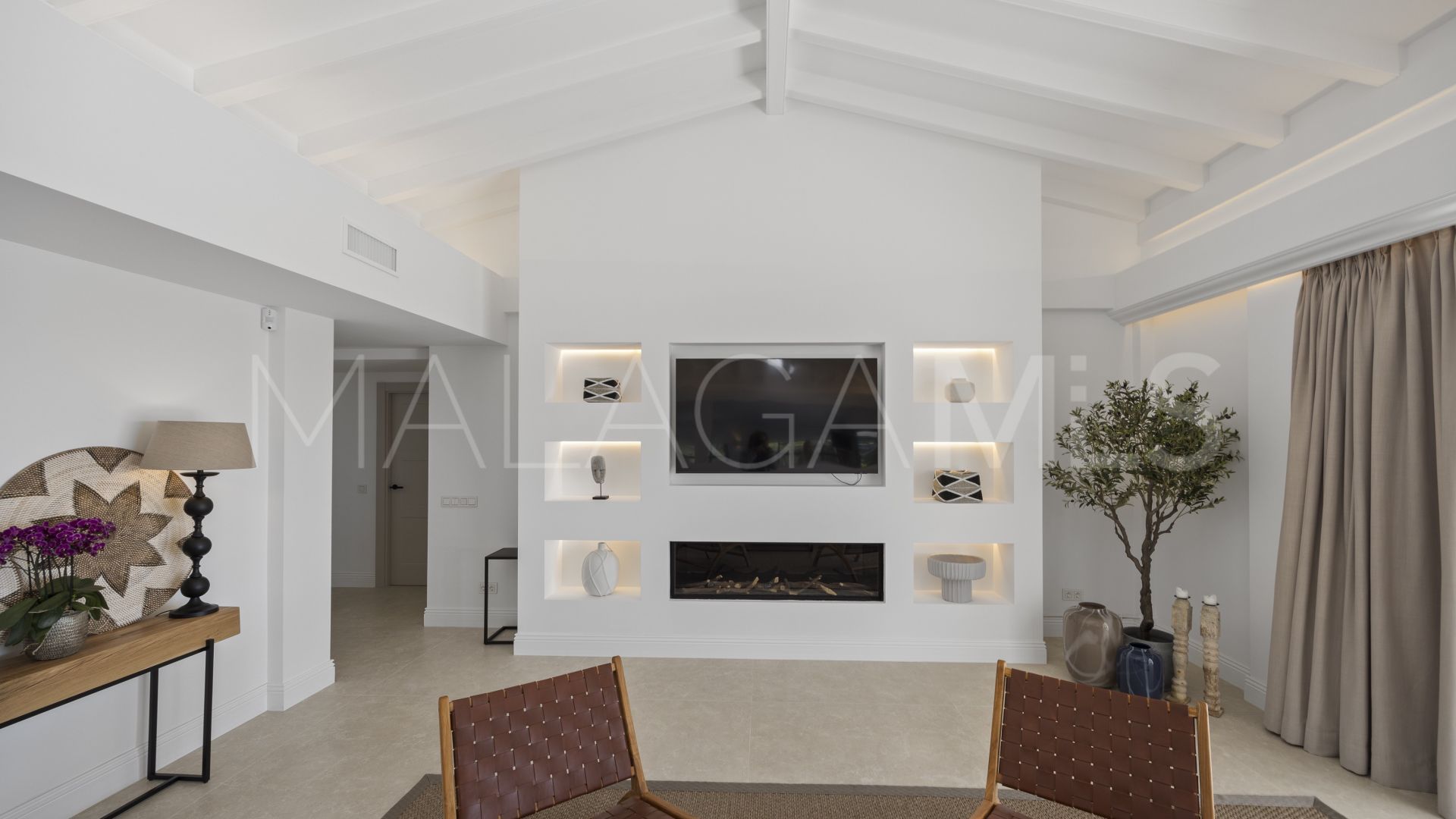 Villa for sale in Paraiso Alto