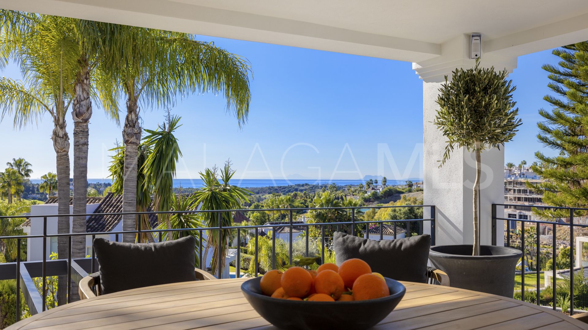 Villa for sale in Paraiso Alto