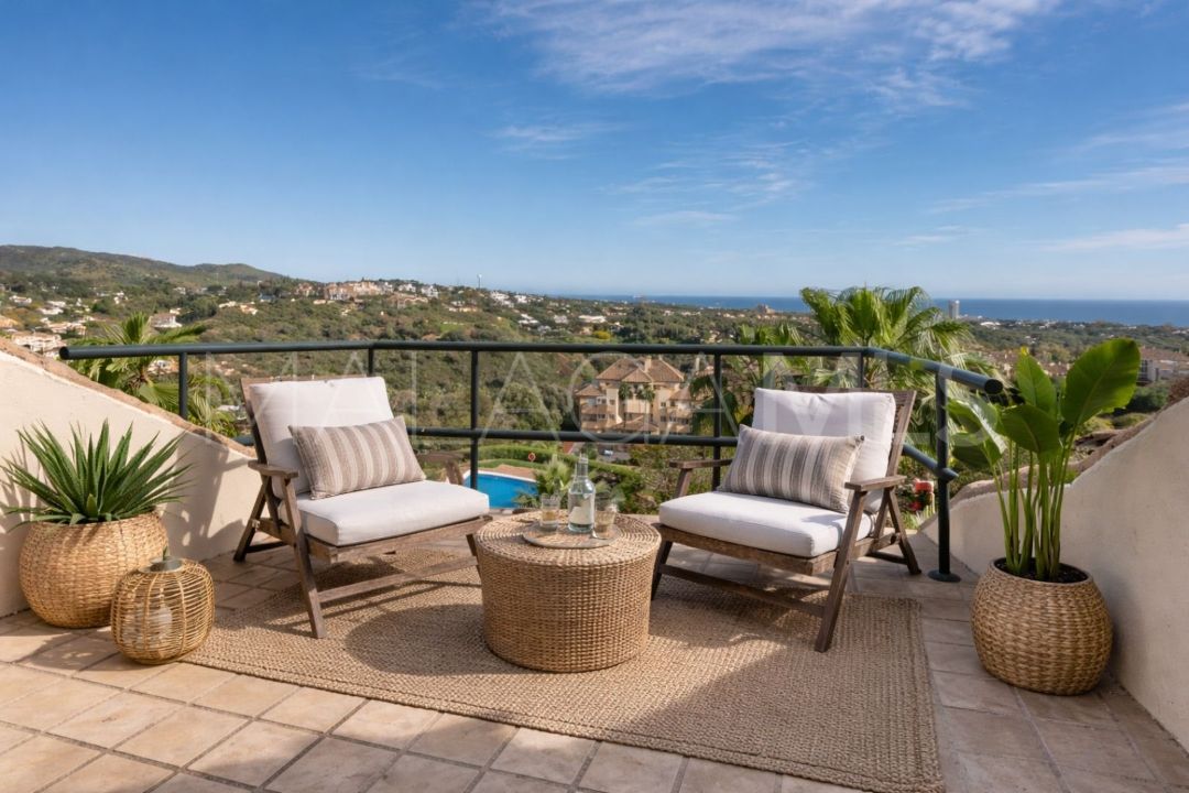 Buy Ático in Marbella Este de 3 bedrooms