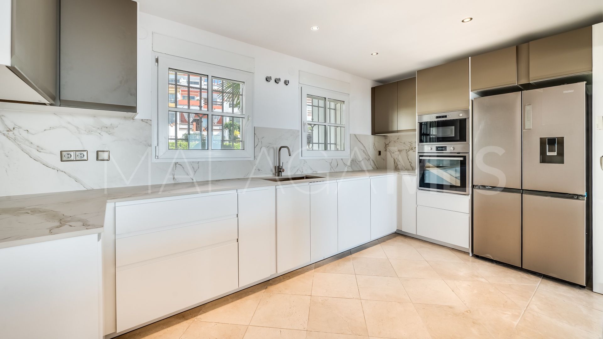 Villa for sale in Rio Real