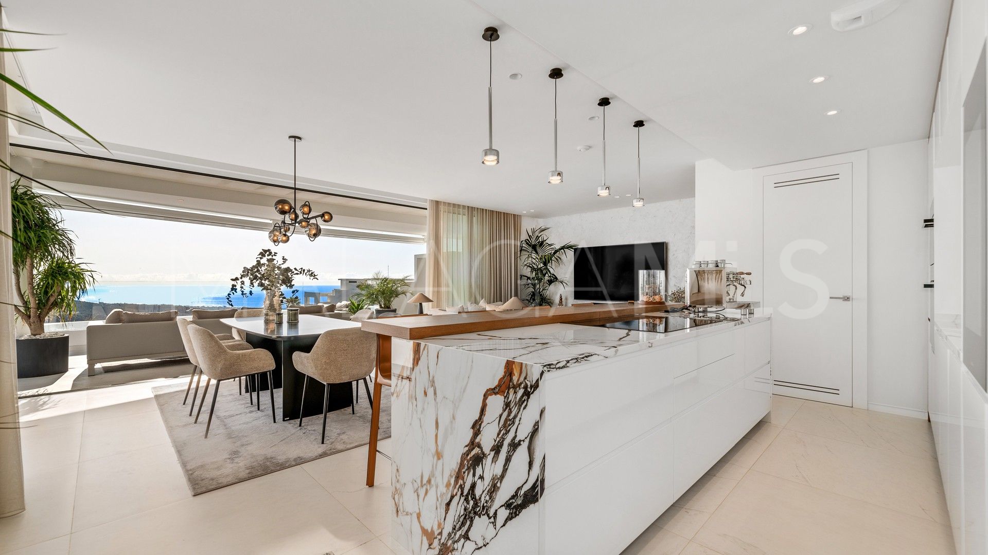 For sale 3 bedrooms penthouse in Palo Alto