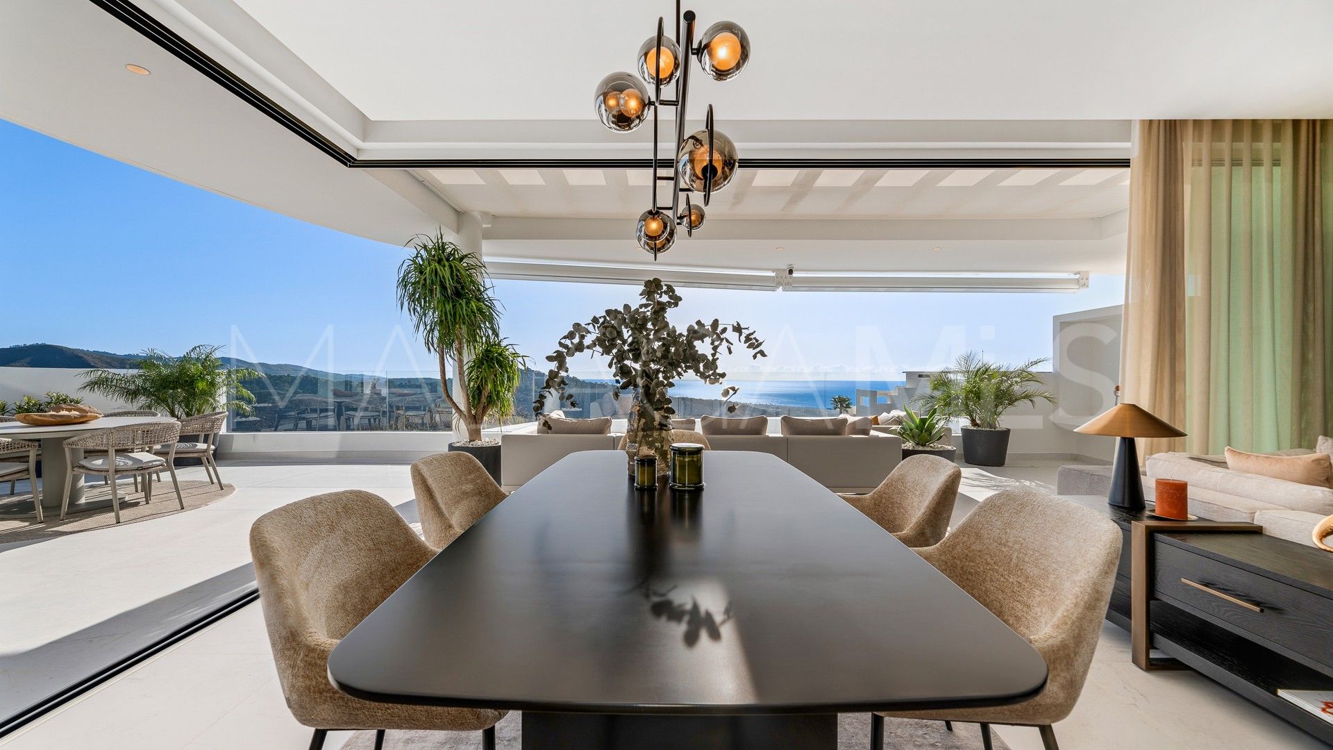 For sale 3 bedrooms penthouse in Palo Alto