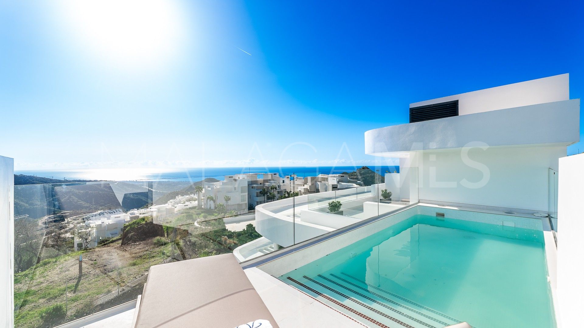 For sale 3 bedrooms penthouse in Palo Alto