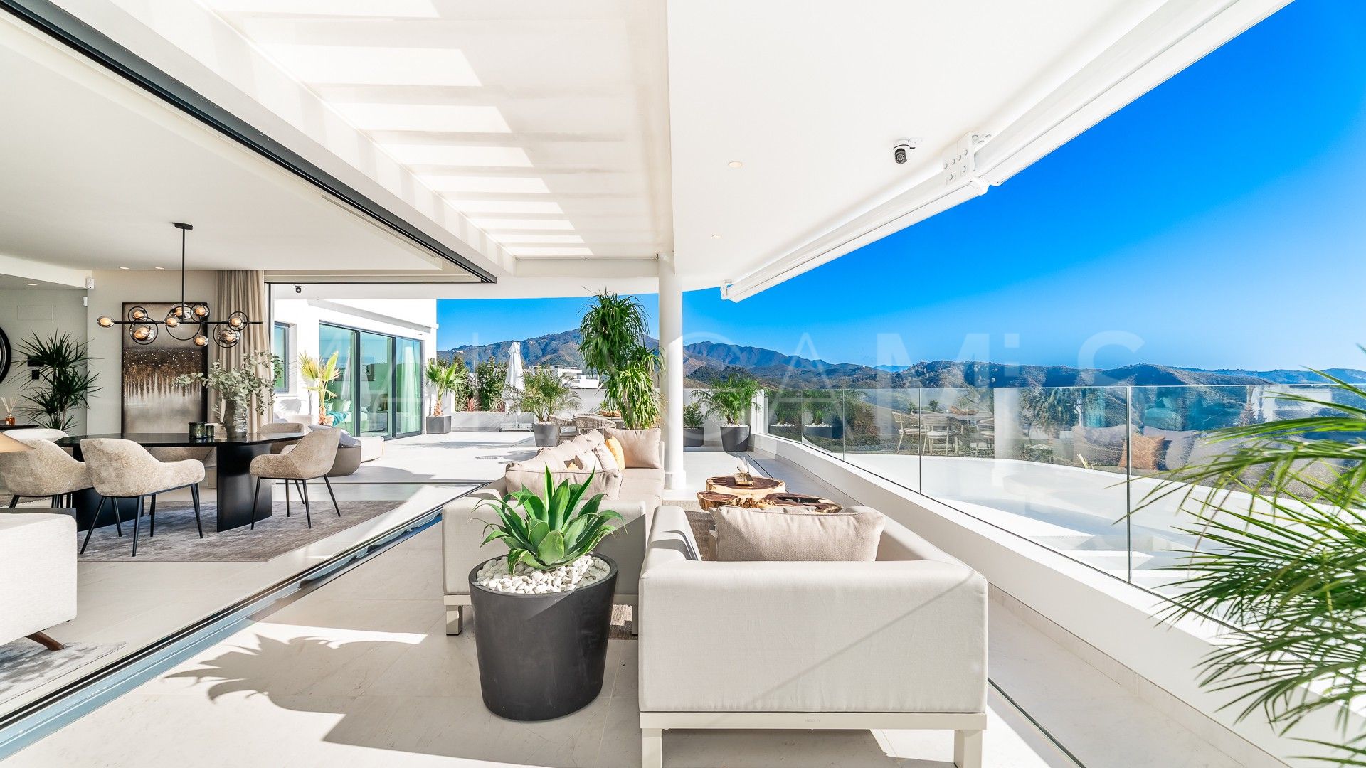 For sale 3 bedrooms penthouse in Palo Alto