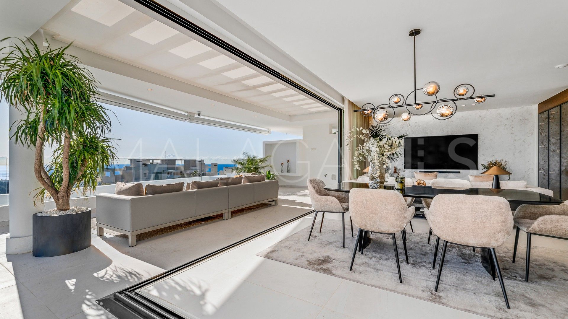 For sale 3 bedrooms penthouse in Palo Alto