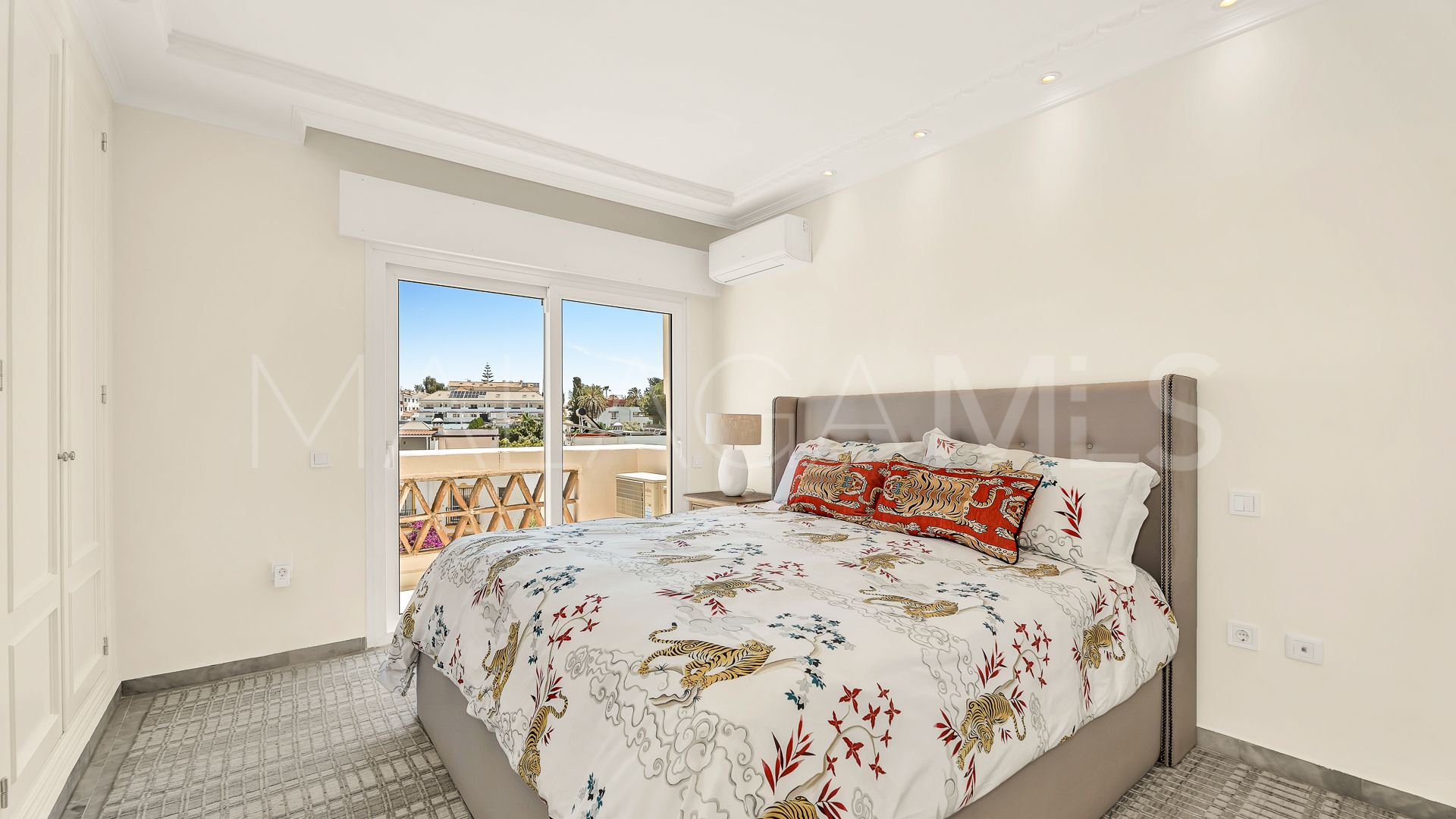 4 bedrooms semi detached house for sale in Rio Real