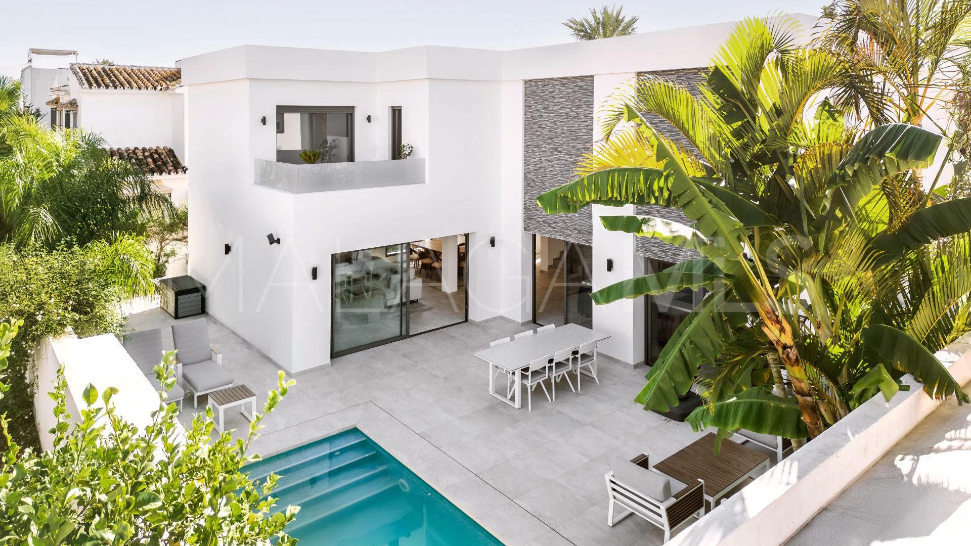 Villa with 5 bedrooms for sale in Marbella City