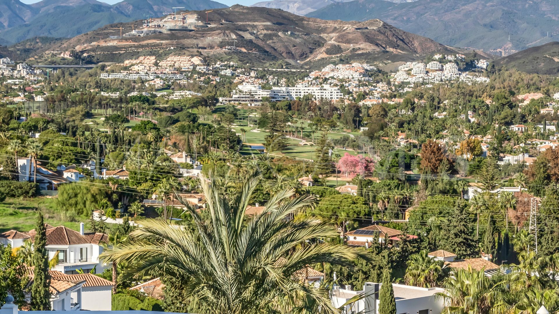 Penthaus for sale in Nueva Andalucia