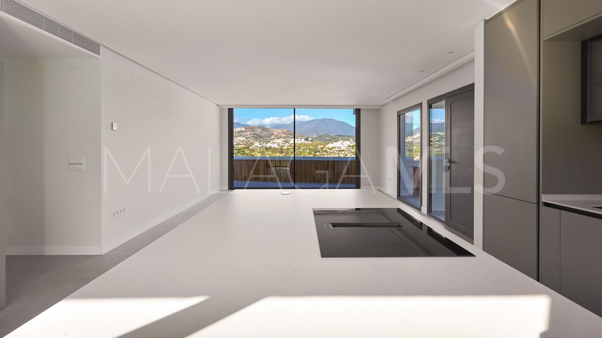 Penthaus for sale in Nueva Andalucia