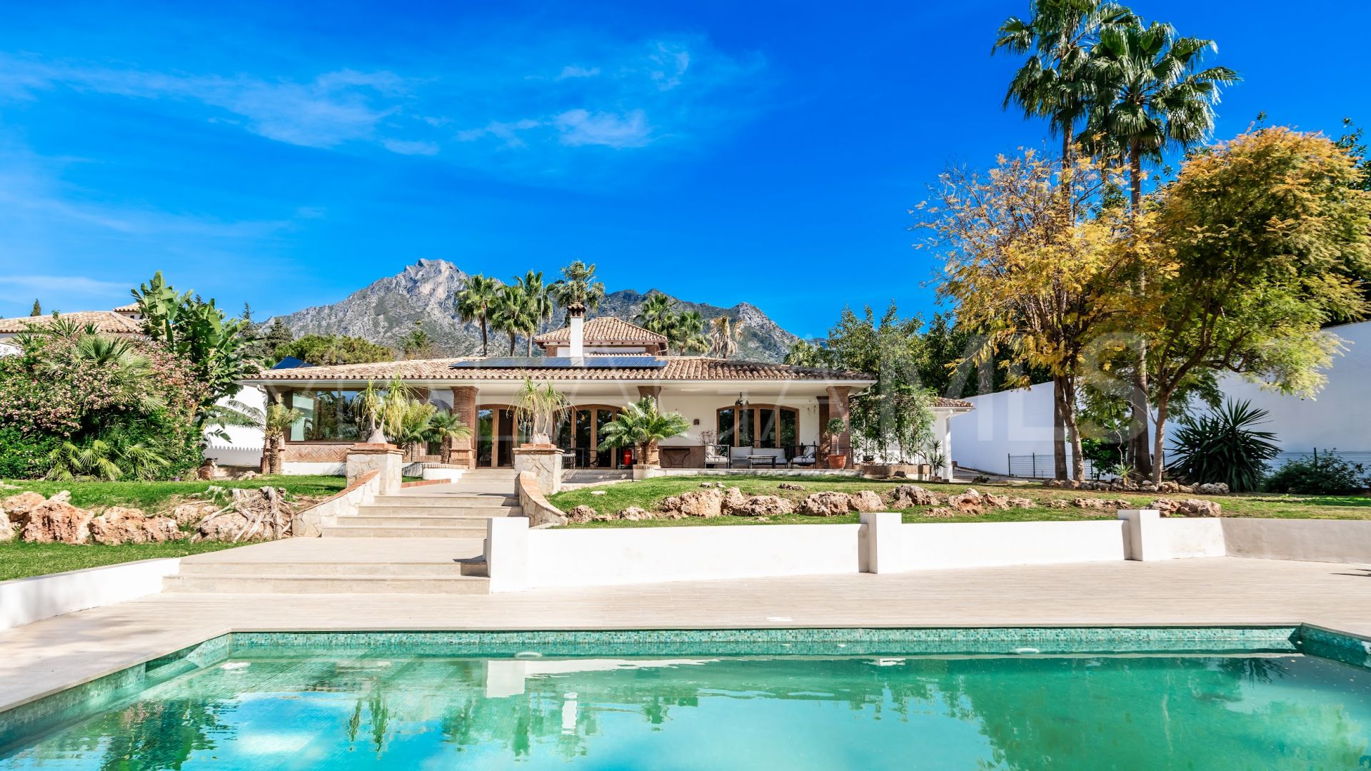 Se vende villa de 5 bedrooms in Nagüeles