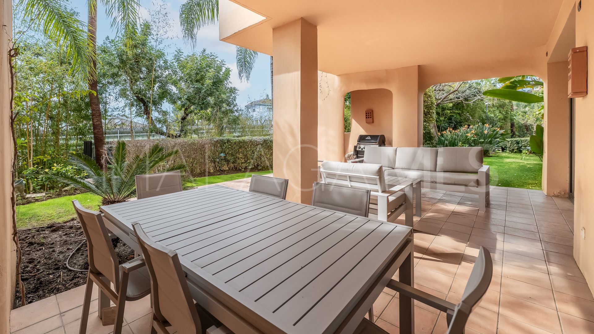 For sale Sierra Blanca ground floor apartment