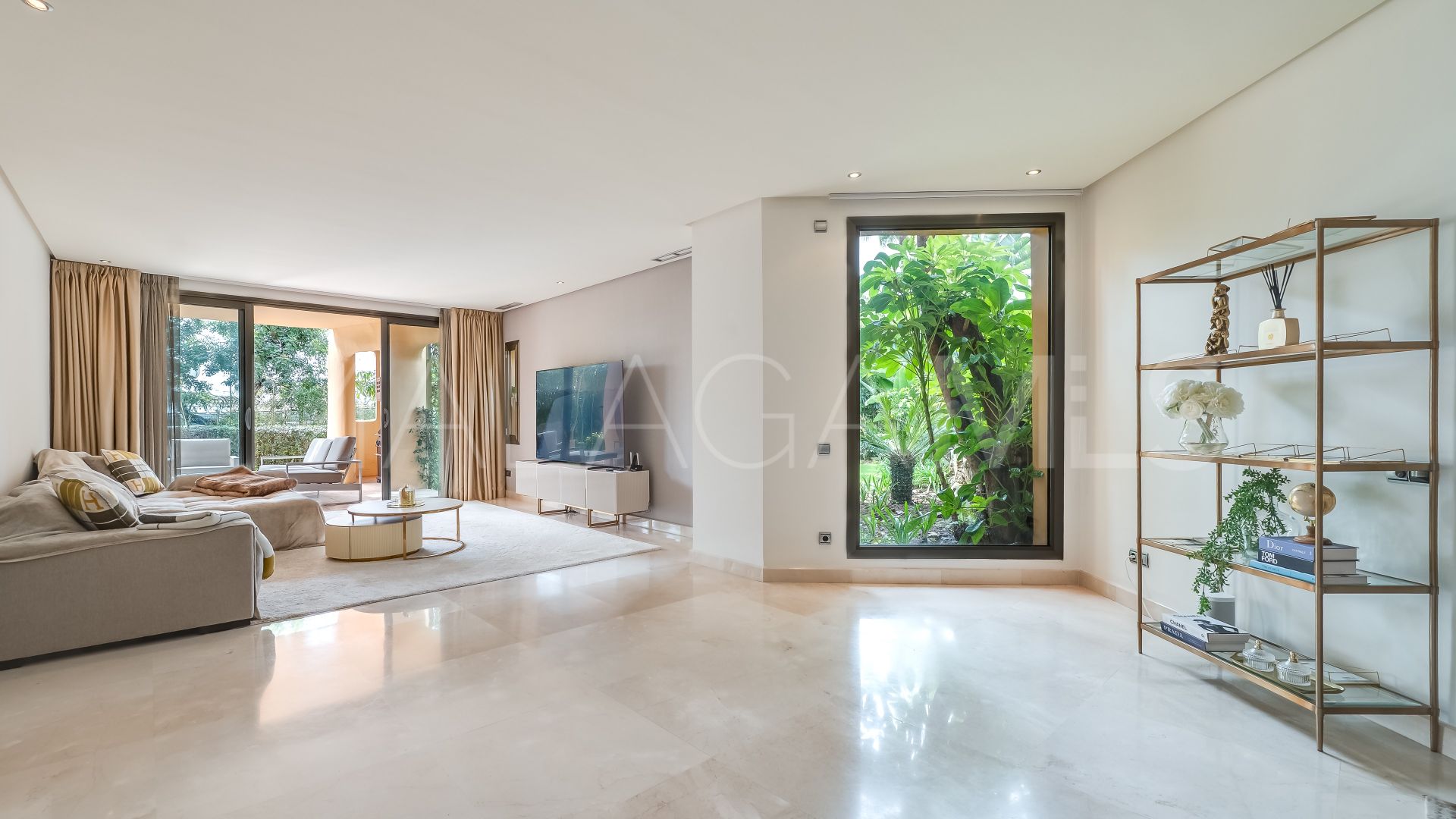 For sale Sierra Blanca ground floor apartment