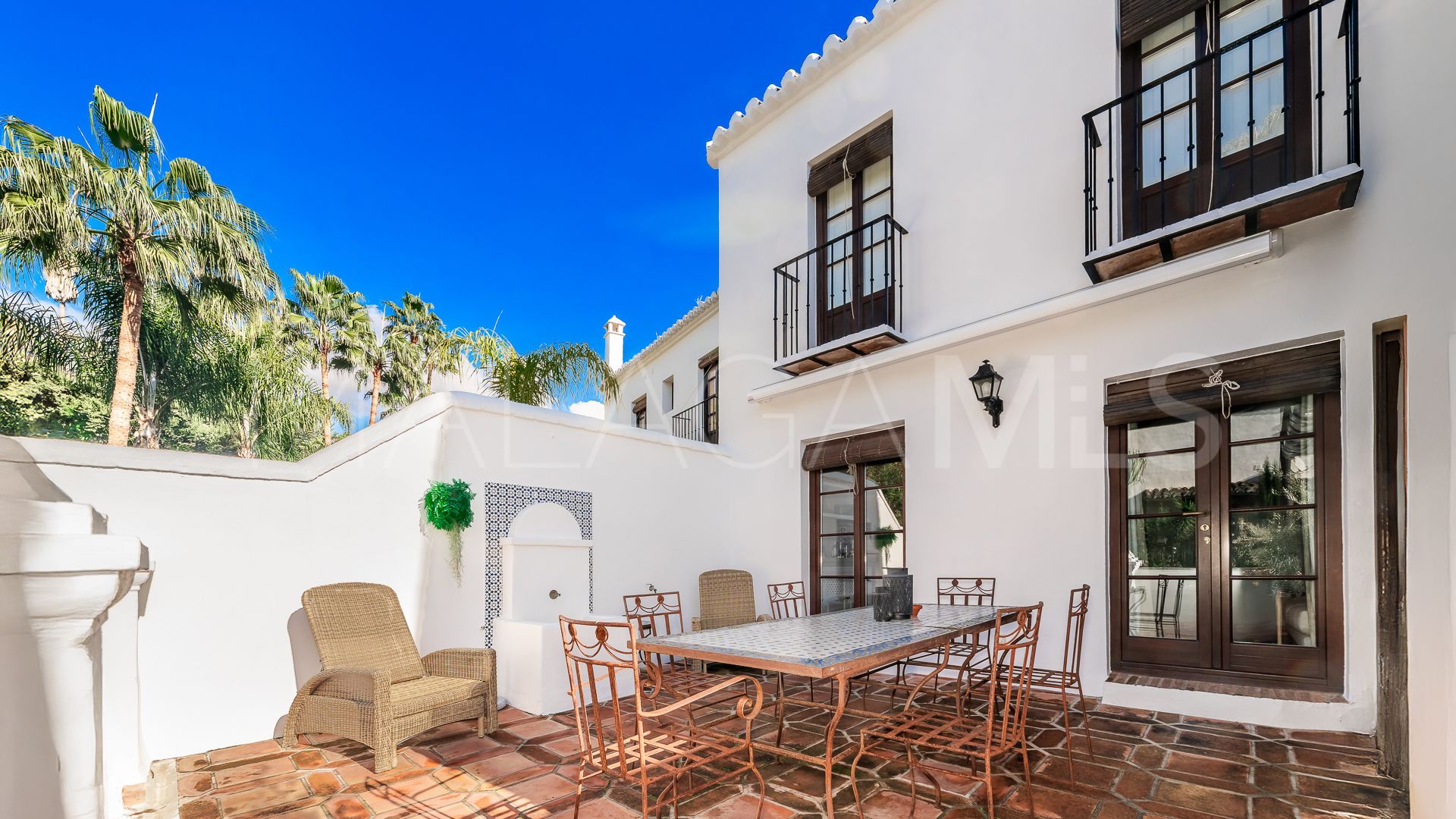 Radhus for sale in Marbella Golden Mile