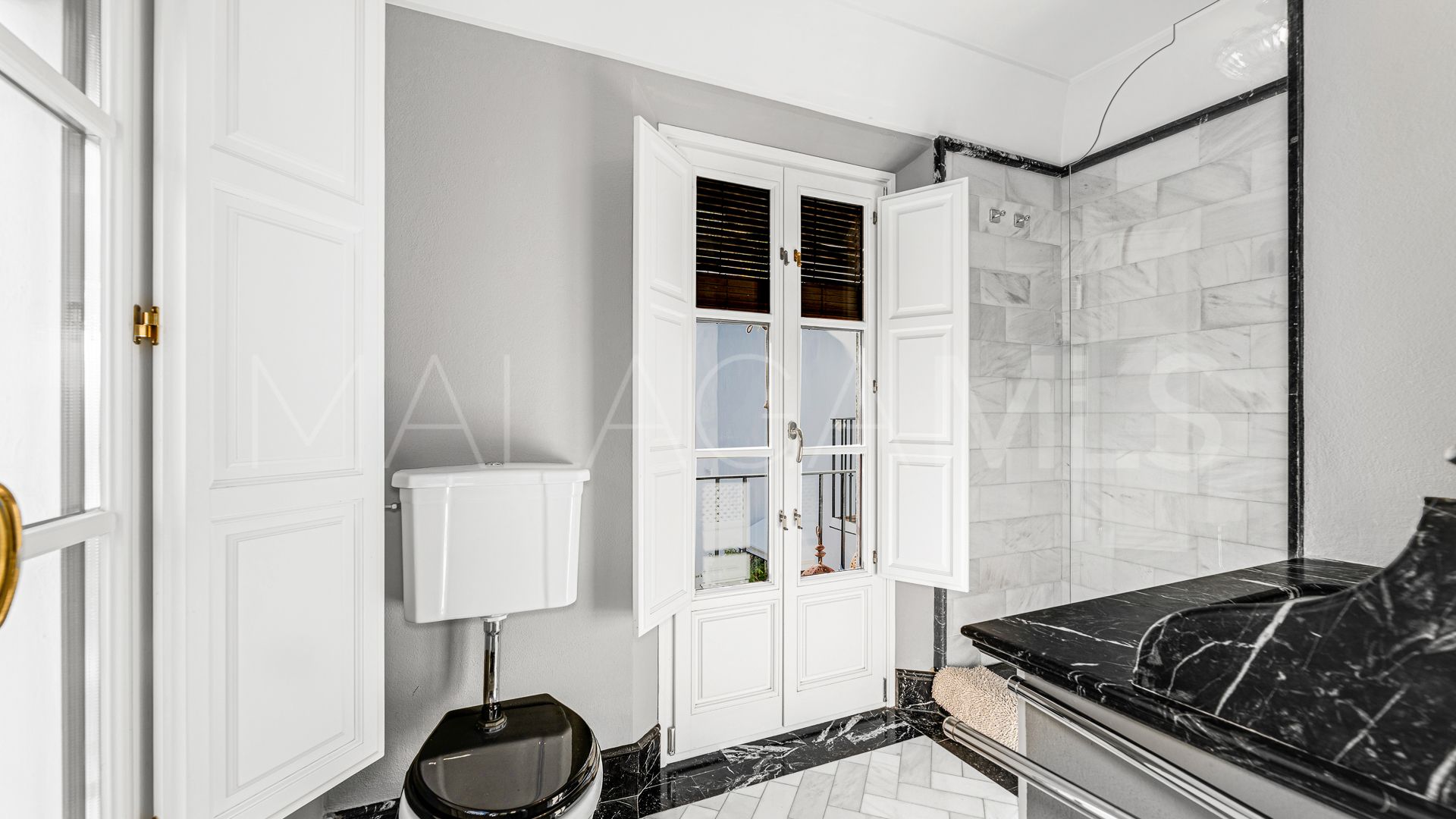 Radhus for sale in Marbella Golden Mile